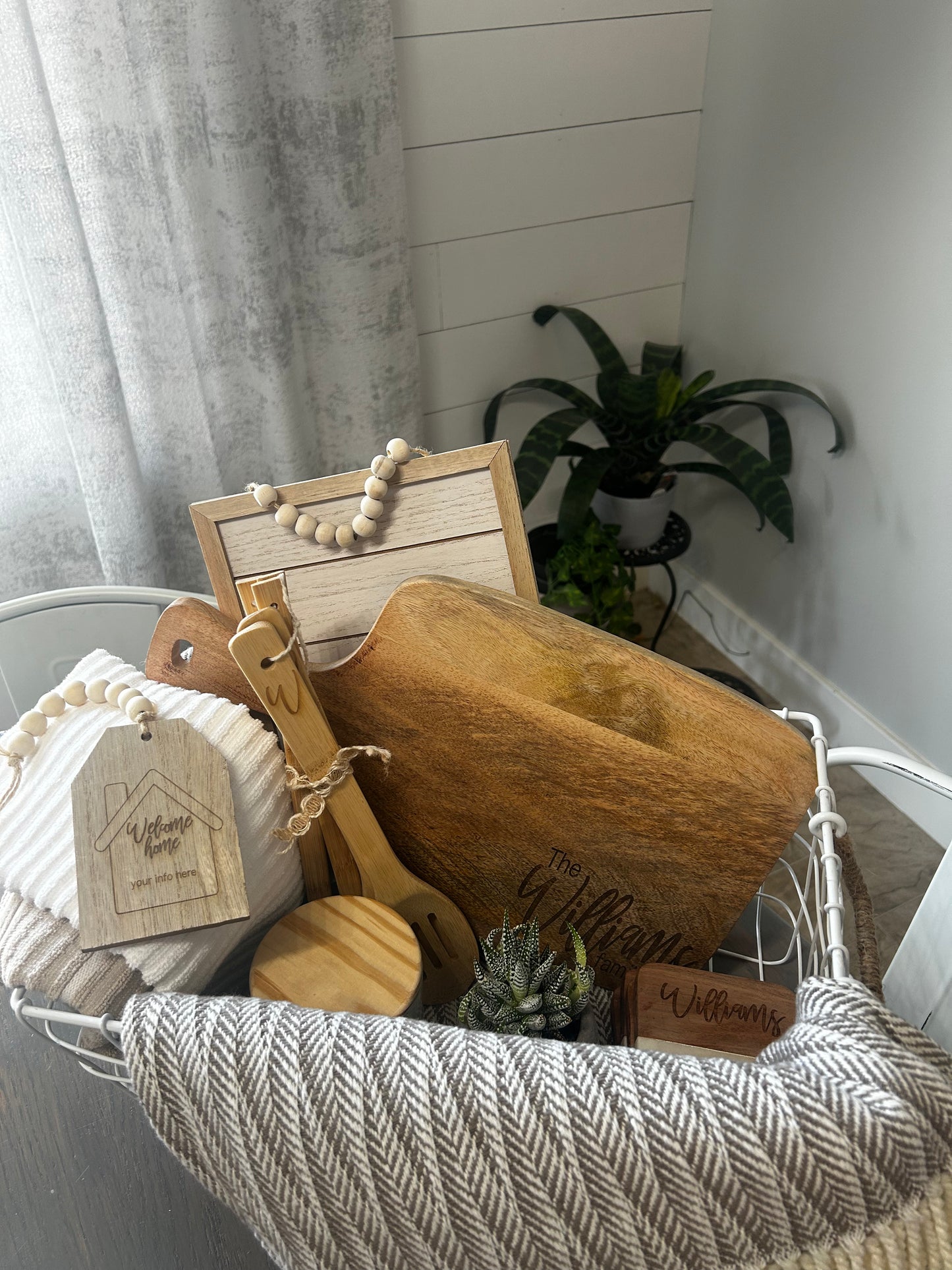 Medium basket